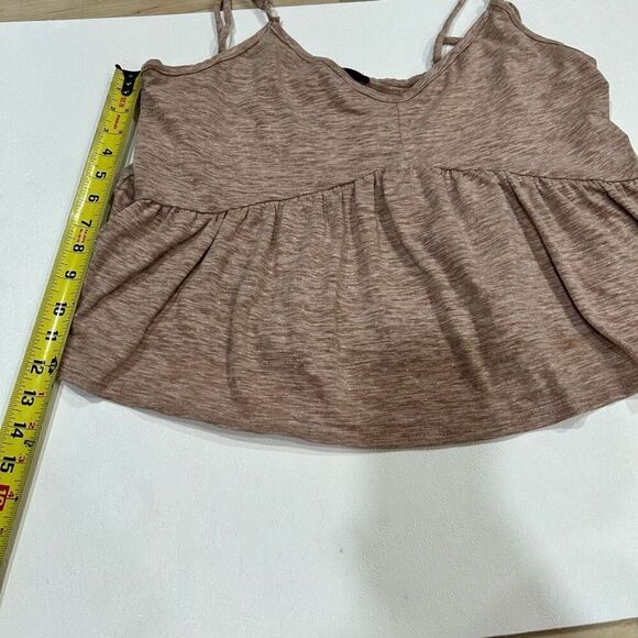 Lulus | Right Direction Peplum Tank - Picture 6 of 7